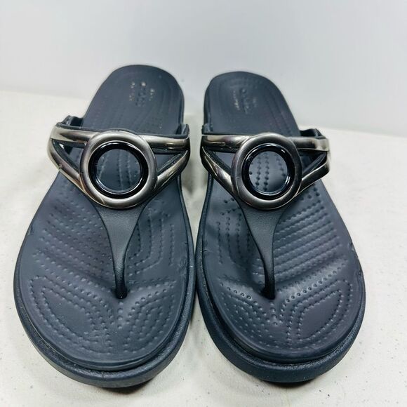 Crocs Retired -Sanrah Beveled Circle Slide Sandal Women's Size 7 Black - Picture 3 of 7
